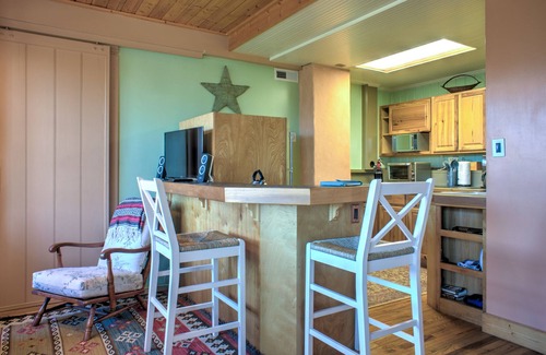 Swannanoa Apartamento | Large Mountain Views | Hiking | 25Mins to DT A-Ville | Nature Emersion | Deck