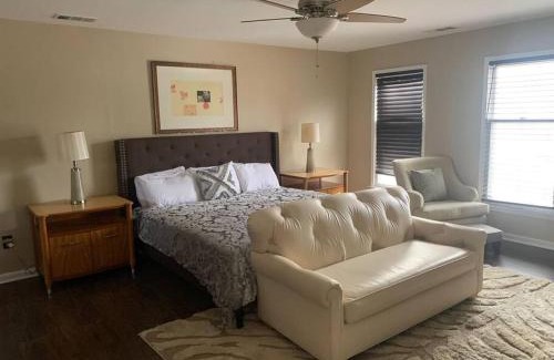 Cordova Casa | Large near Shops/Dining & easy access to freeway