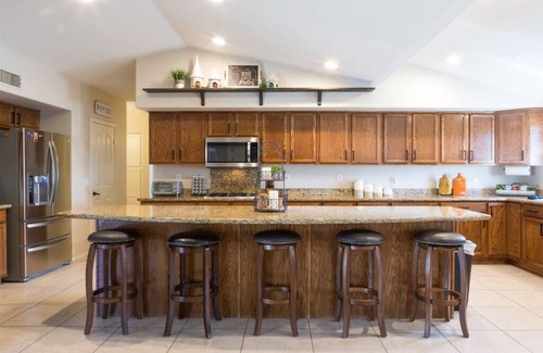 Avondale Casa | Large oasis, pool heater, spa, putting green