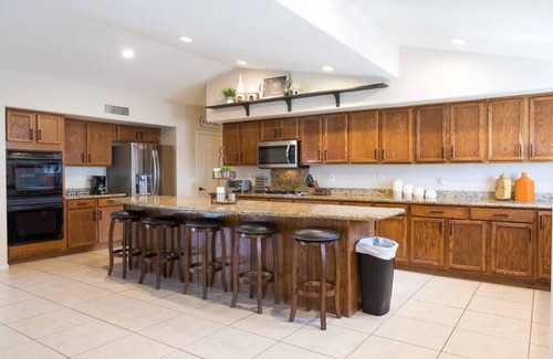 Avondale Casa | Large oasis, pool heater, spa, putting green