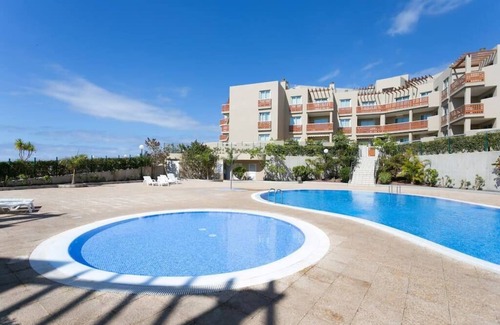 Granadilla de Abona Apartamento | Apartamento grande con vista al mar! La Tejita El Medano