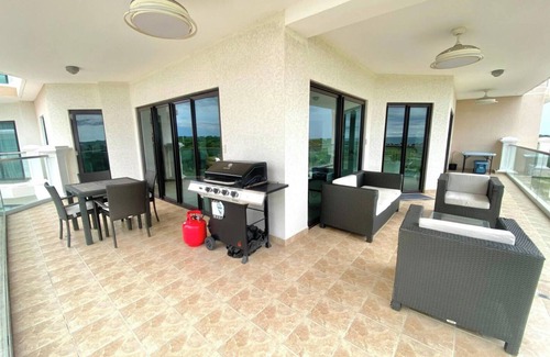 El Palmar Condominio | Large Oceanview 4 bedroom condo in beautiful Vista Mar - 10 mins from Coronado