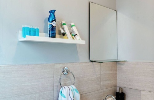 Mill River Apartamento | Large, Open-Concept, One Bedroom in Wooster Square