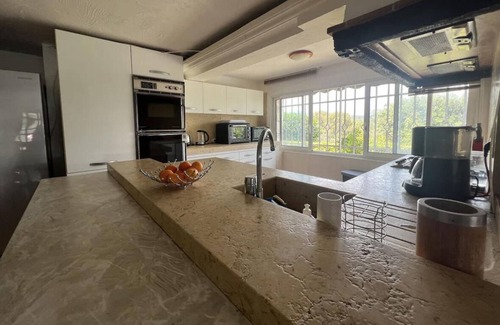 Biot Villa | Large Panoramic Villa Retreat