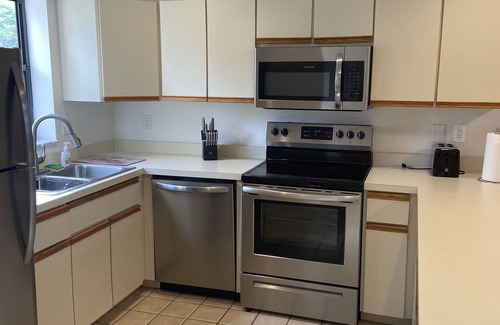 Grenelefe Casa | Large peaceful townhome, backs to open green space, short drive to theme parks!