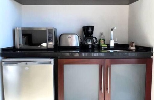 Francisco Uh May Casa | Penthouse Studio luminoso con Jacuzzi privada