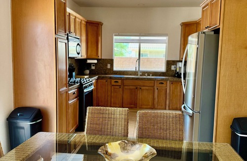 Desert Hot Springs Casa | Large pool home! Beautiful 360 views of the mountains!