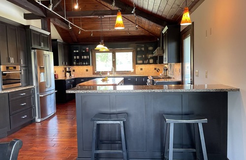 Rotterdam Junction Casa | Large, private lake house minutes to Saratoga, NY