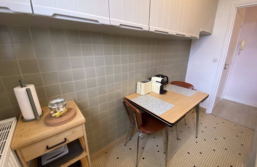 La Fuye-Velpeau Apartamento | Large, quiet studio with balcony & free parking