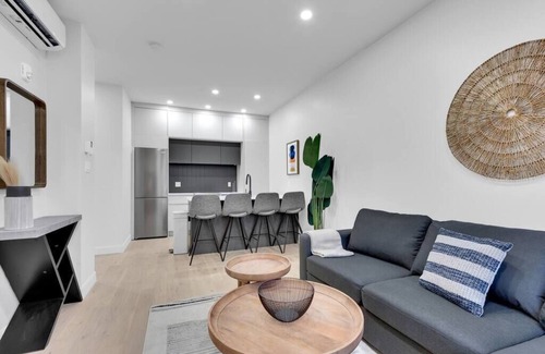 Southwest Condominio | Large renovated 1 bedroom, king bed, sleep 4