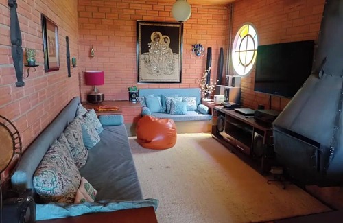 Mariana Pimentel Otro | Large rural house on the Mimo farm