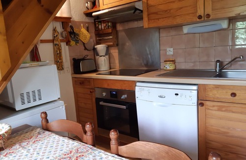 Formigueres Chalet De Esquí | Gran chalet confortable independiente en tierra boscosa