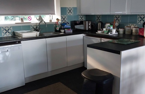 St. Ann's Chapel Condominio | Large spacious Apartment with lovely views.