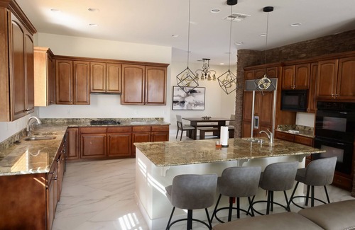 Power Ranch Casa | Large Spacious Home Mins from Arizona Athletics Grounds & Gilbert Regional Park.