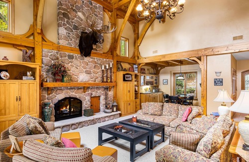 Green Lake Casa | Large, spacious lakefront home with room for all!!