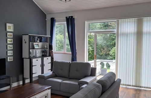 Tralee Casa | Large split-level house 4km from Tralee.