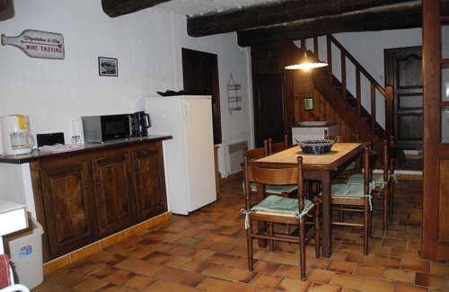Mollans-sur-Ouveze Casa | Large stone house with flair in Drôme provençale