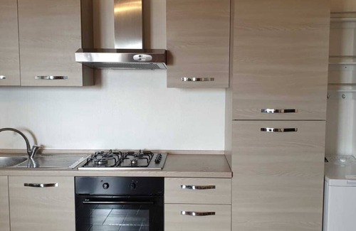 San Lorenzo al Mare Apartamento | Gran estudio de 4 camas - 200 m de la playa - Vista al mar