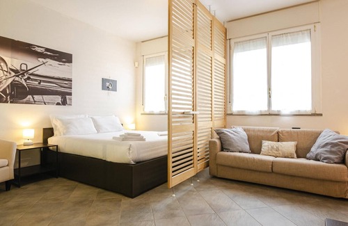 Cirenaica Apartamento | Large studio flat with private car park