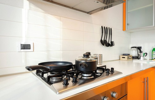Cirenaica Apartamento | Large studio flat with private car park