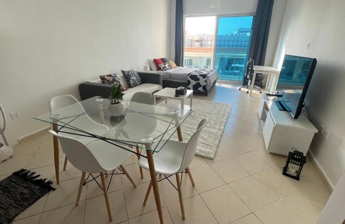 Dubai Production City Apartamento | Large studio in IMPZ, among hotels & Retial centre