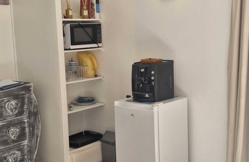 Ghisonaccia Apartamento | Estudio-Baño con ducha-Terraza