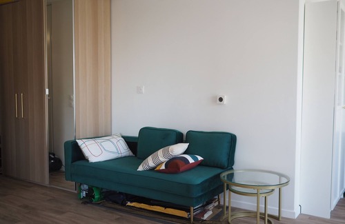 Noisy-le-Sec Apartamento | Large studio with direct access to Paris