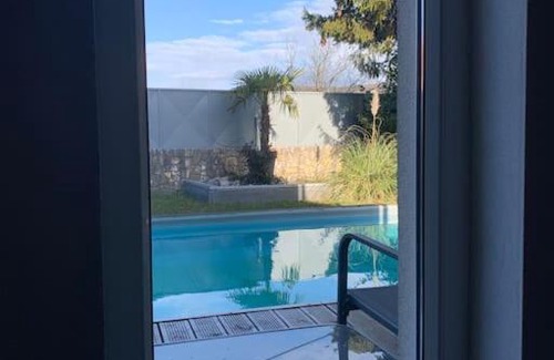 Viskovo Apartamento | Large Studio with private pool