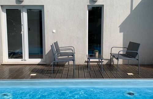 Viskovo Apartamento | Large Studio with private pool