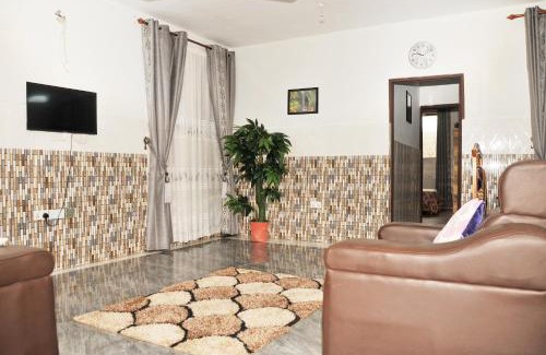 Kumasi Apartamento | Large Stylish 2 Bedroom Flat