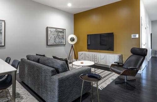 Hoboken Apartamento | Large Stylish 3BR Loft on Cobblestone Ln Near NYC