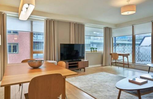 Grand Canal Dock Casa | Large Stylish Bright & Luxurious 2 Bed Apartment