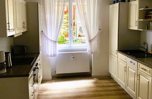 Weimar Condominio | Large stylishly furnished holiday flat in a quiet and central location
