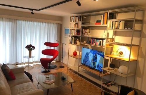 Ostend City Centre Apartamento | Large sunny and bright apartment with park view