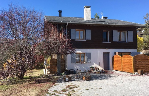 Barcelonnette Chalet De Esquí | Gran T2 en el nivel del jardín de CHALET en BARCELONNETTE (04400)