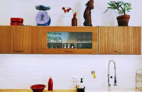 Estagel Casa | Large townhouse with hidden garden