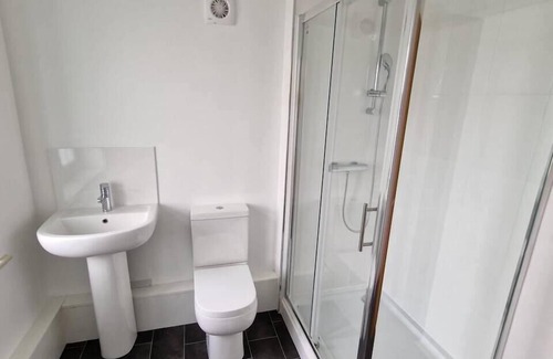 Sutton South Apartamento | Large Triple Studio in South London - Sutton
