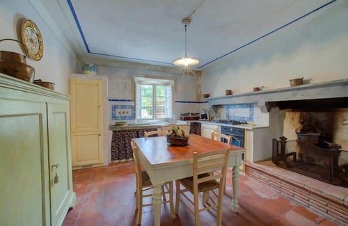 Capannori Villa | Large Tuscany villa rental
