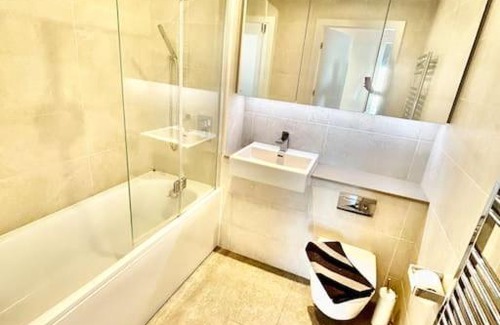 Fairfield Apartamento | Large Two Bed & Two Bathroom Penthouse That Sleeps 6