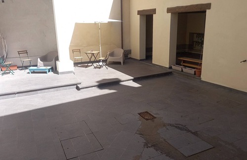 Faenza Apartamento | Large two-room apartment on the ground floor on an internal courtyard