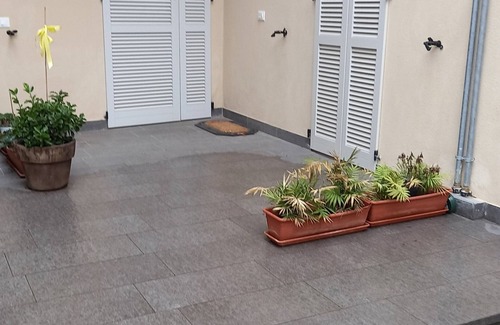 Faenza Apartamento | Large two-room apartment on the ground floor on an internal courtyard
