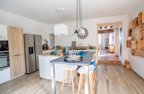 Chenehutte-Treves-Cunault Casa | Large Unusual Holiday Home with Pool on the Banks of the Loire in Anjou