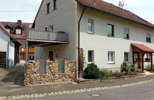 Memmelsdorf Apartamento | Large vacation apartment with terrace (120sqm) for up to 6 people