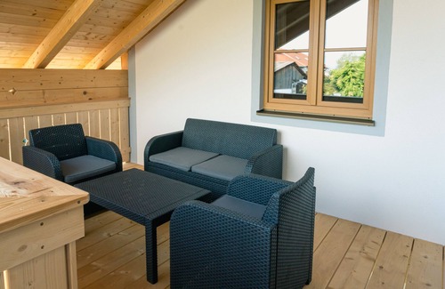 Bruckmuehl Apartamento | Large vacation apartment in the beautiful Mangfall valley below the Irschenberg