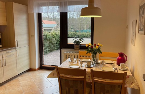 Neppermin Casa | Large vacation apartment with terrace in Neppermin am Achterwasser