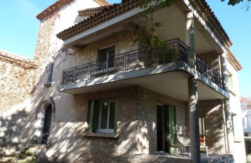 Caremeau Villa | Large villa 10 minutes from the Nîmes Arena