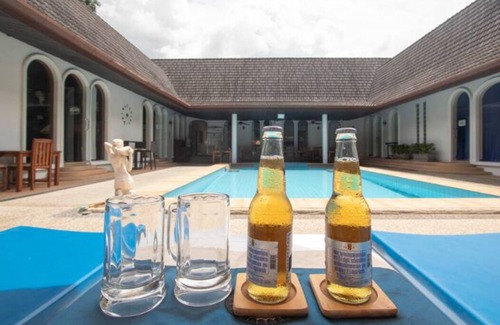 Chalong Villa | Gran villa incl. desayuno, mucama y cocinera!