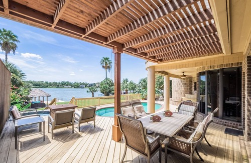 El Lago Casa | Frente al lago con vistas a 5 millas de la NASA y Kemah Boardwalk
