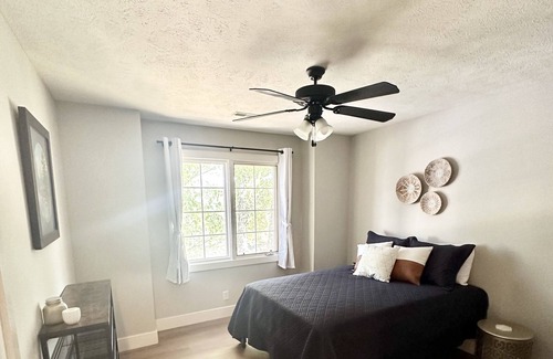 West Omaha Casa | Large West O House on Golf Course - CWS