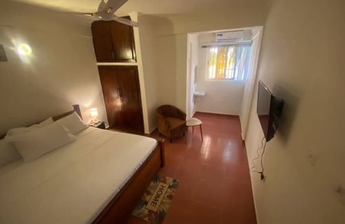 Nungua Casa | Larjoe guesthouse